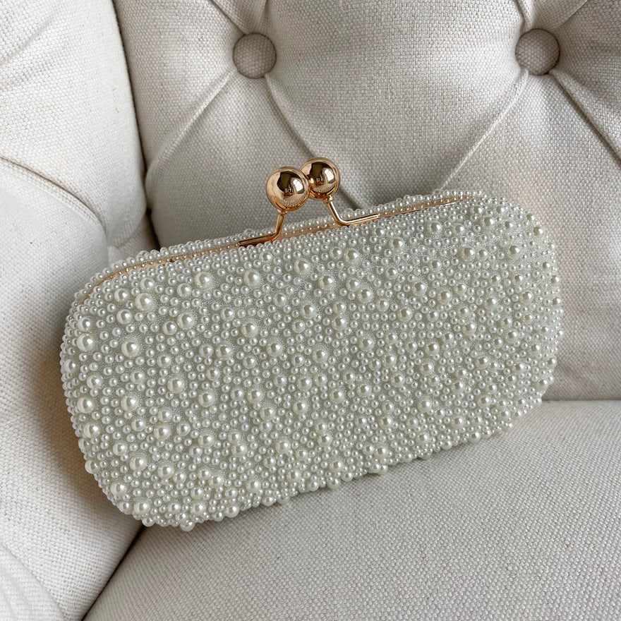 What is a Clutch Bag, and How is it Different from other Handbags?