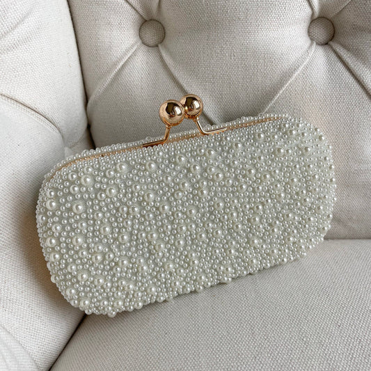 What is a Clutch Bag, and How is it Different from other Handbags?