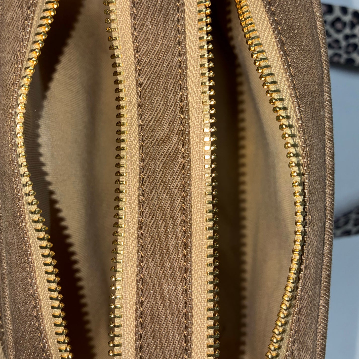 Fehu Denim Sling - Mocha mousse