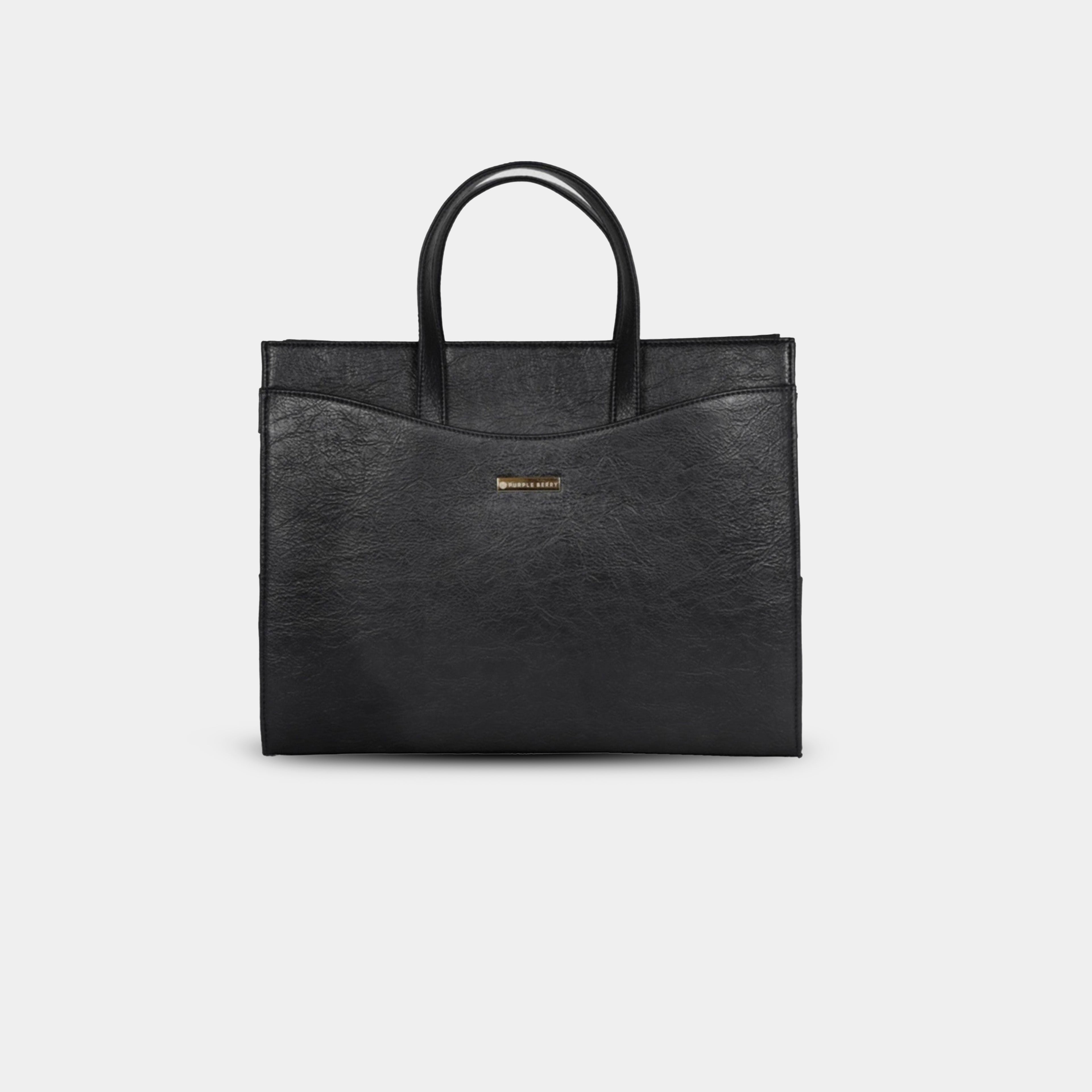 Front curved slip pocket detail in green
