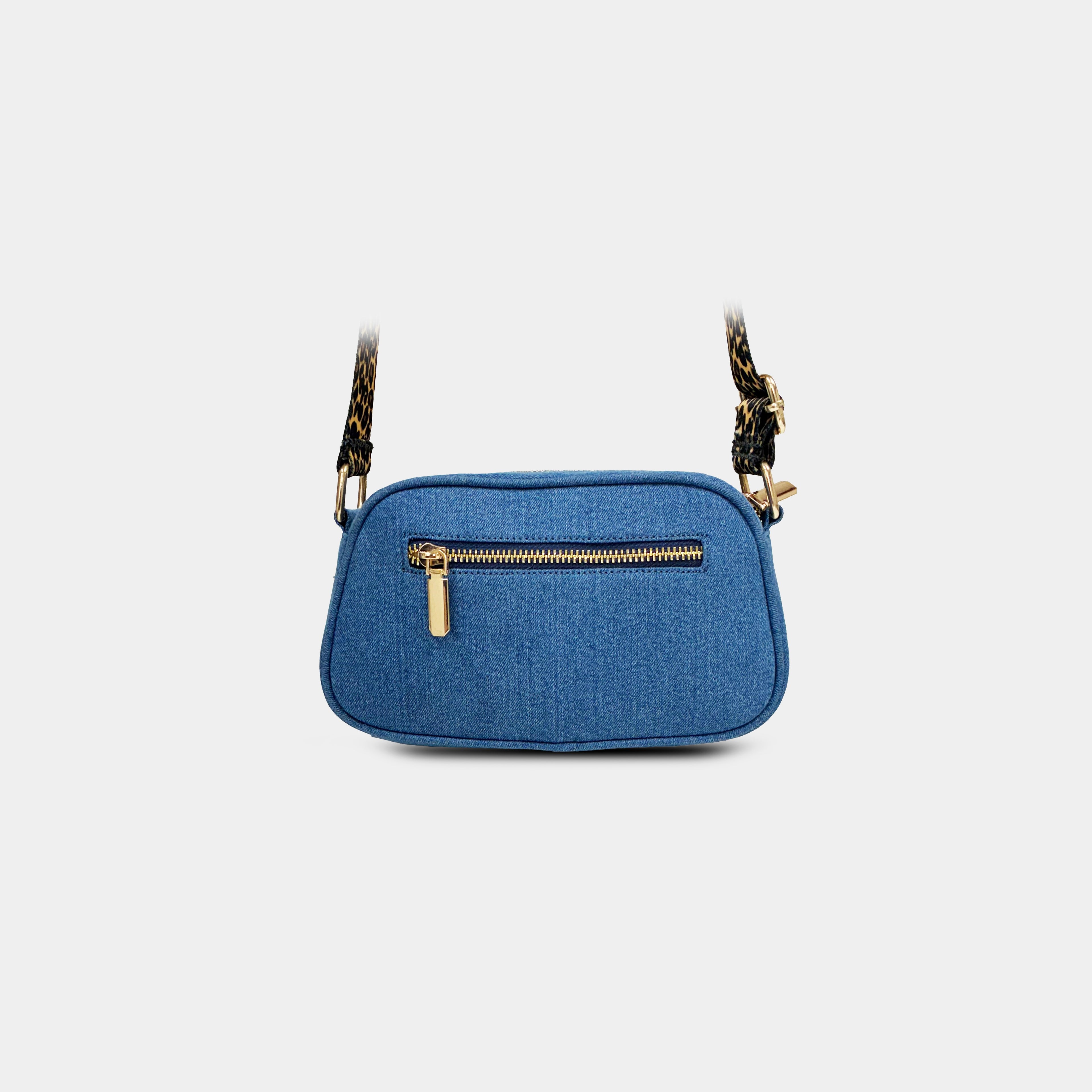 Back zipper pocket of Purpleberry Fehu blue denim crossbody bag